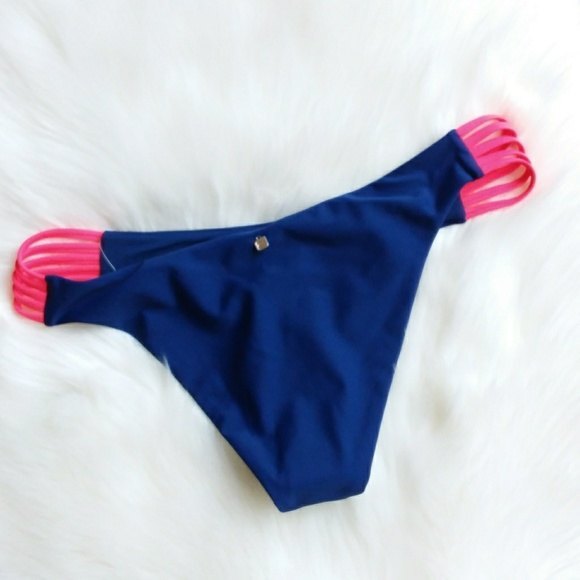 Fabletics Navy Vivian Cheeky Bikini Bottom S - Picture 2 of 4